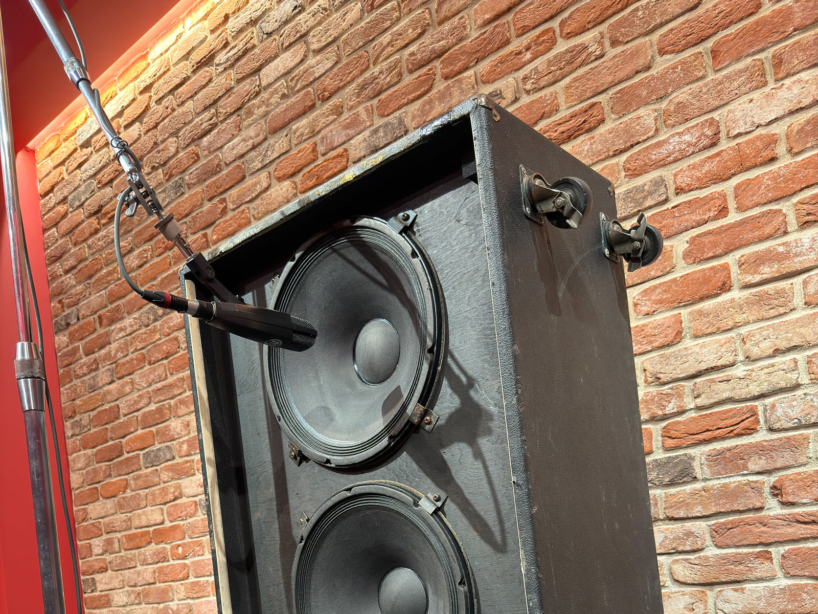 215 ACOST BASS M402 | Acoustic™ Model 402 BASS Cabinet