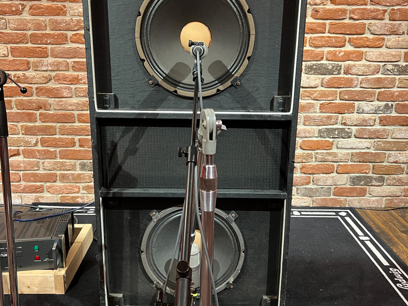 415 ACOST BASS M408 | 1970s, Acoustic™ Model 408 Bass Cabinet
