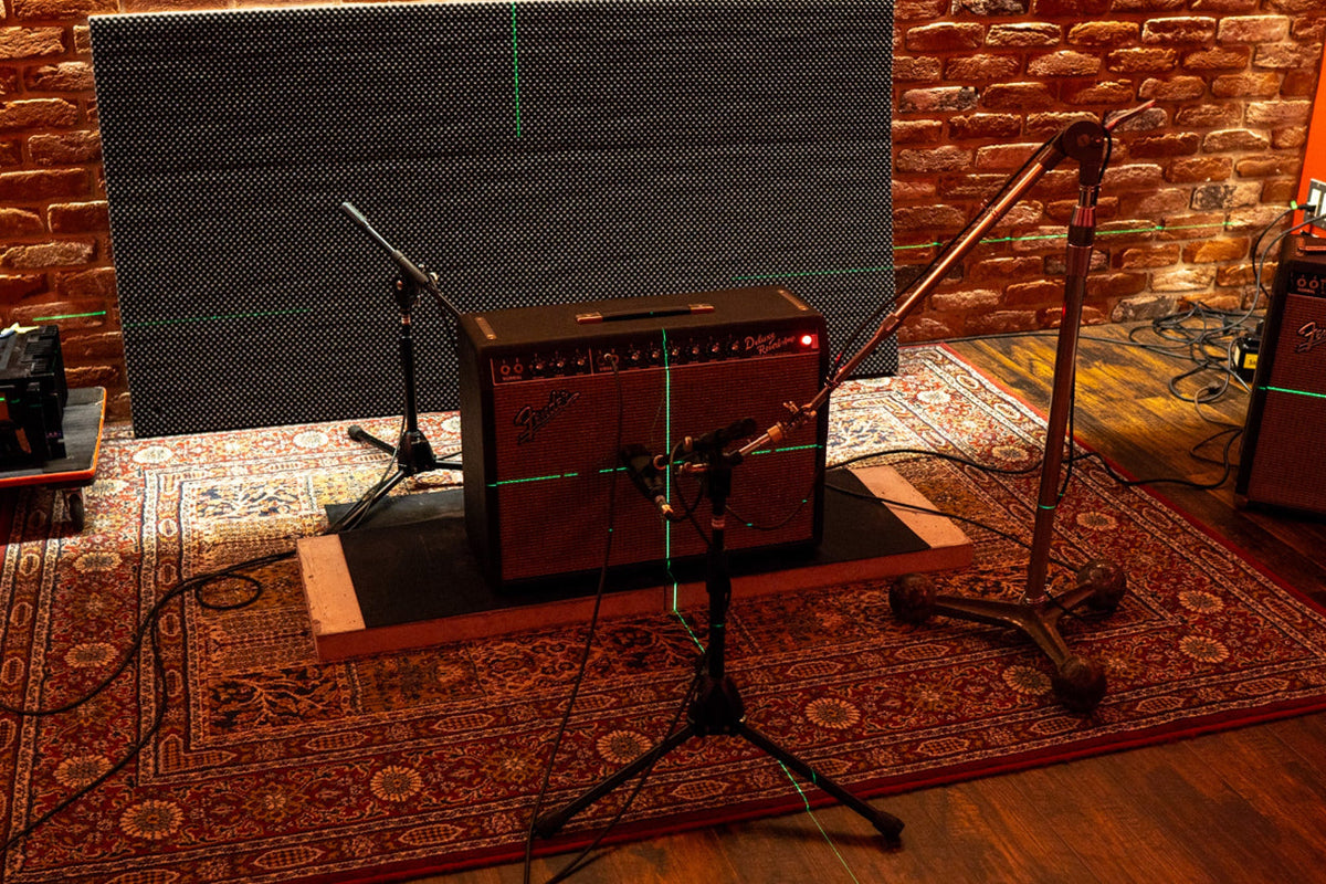 112 FEND DLX-RV | Fender™ Deluxe Reverb [Black Face]