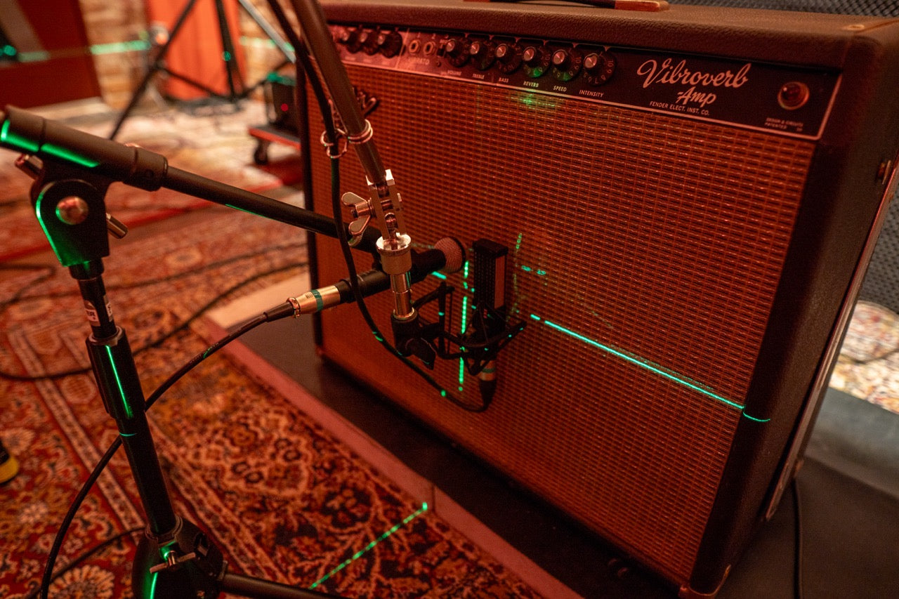 115 FEND VIBRO | Fender™ Vibroverb [Black Face]