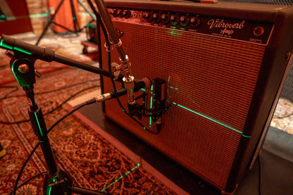 115 FEND VIBRO | Fender™ Vibroverb [Black Face]