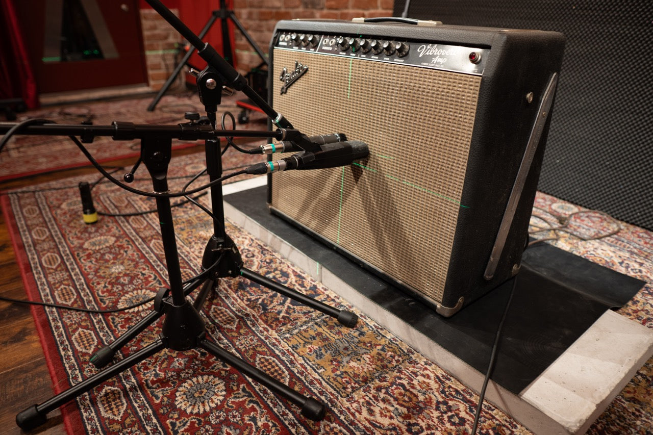 ハンドメイド Vibroverbクローン　真空管ギターアンプ Fender™ Vibroverb 1x15 Blackface Cabinet IR | Vintage | TacoSounds
