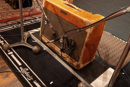 212 FEND '54-TWN | 1954 Fender™ Twin Amp 5D8