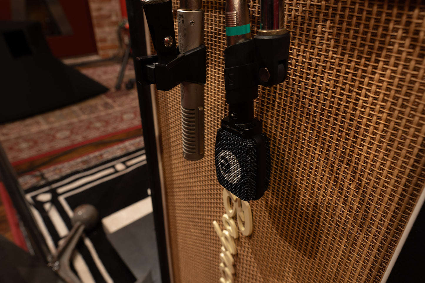 BOGNER 2×12 closed-back cabinet with Celestion Vintage 30 — 212 BOGN V30 (Neve VR)