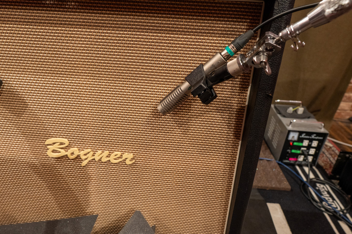 BOGNER 4×12 straight (B-type) cabinet with original Celestion Vintage 30 — 412 BOGN-B V30 (API 512c)