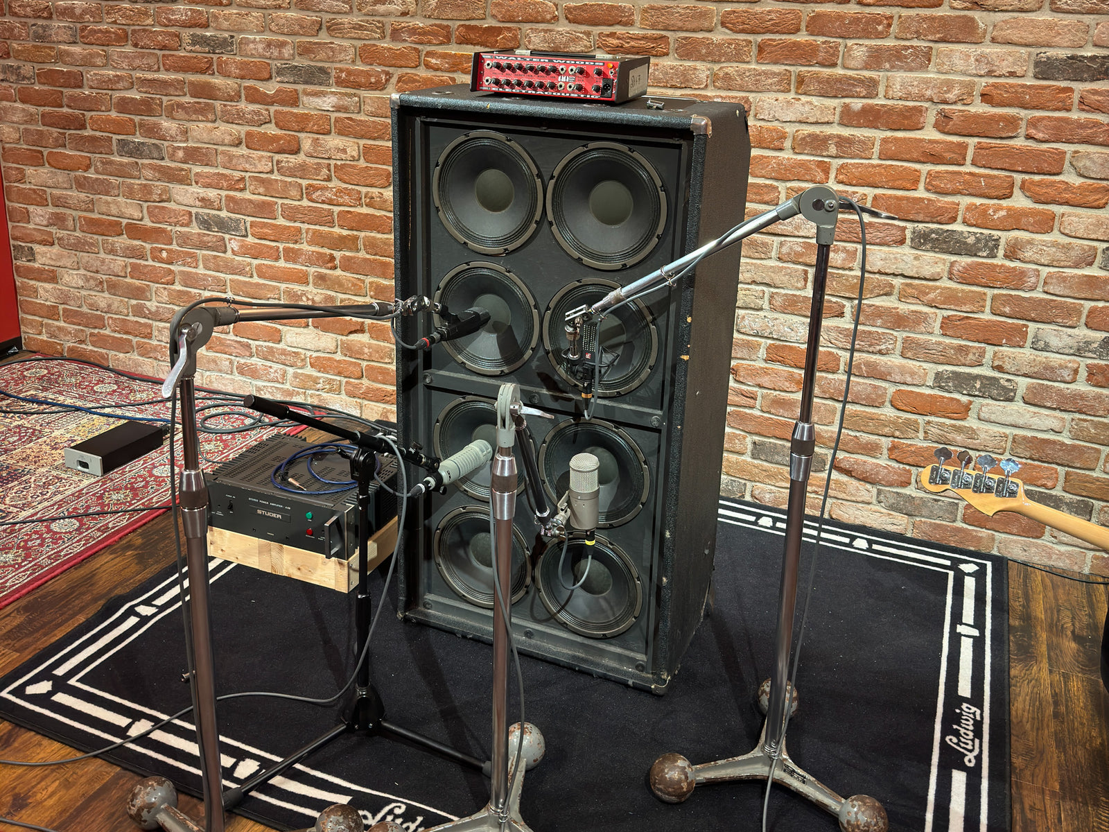 810 APEG BASS Classic | Ampeg SVT810E CLASSIC Series BASS Cabinet